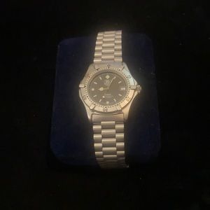 Tag Heuer 2000 Professional 200m women watch